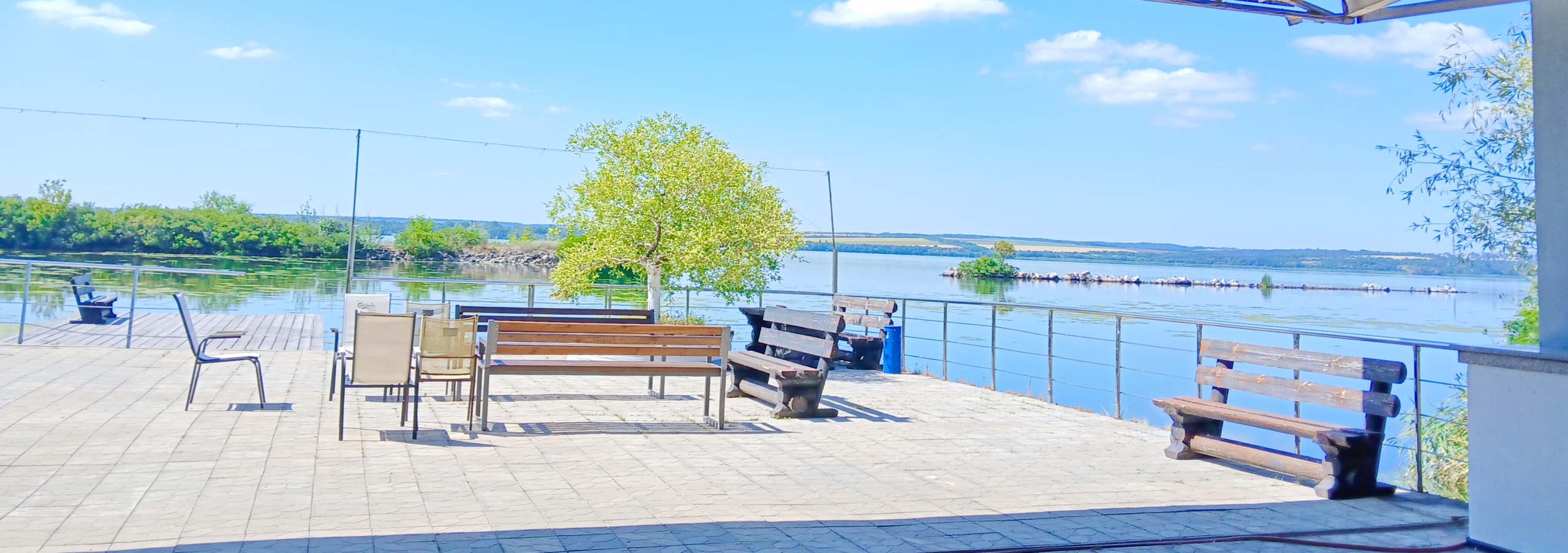 Small Town Tourist Services for a Cozy Travel Experience
